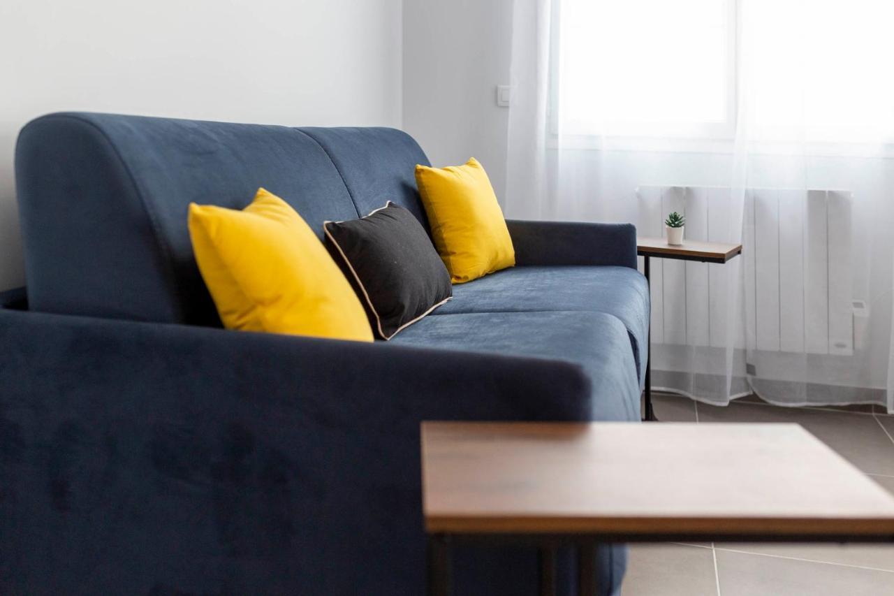 Loc Trotteur Le Graphite T2 Grand Confort Terrasse 루르드 외부 사진